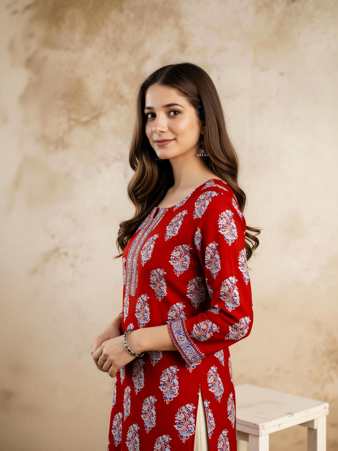 Image of Zaneta Women Floral Print Straight Kurta