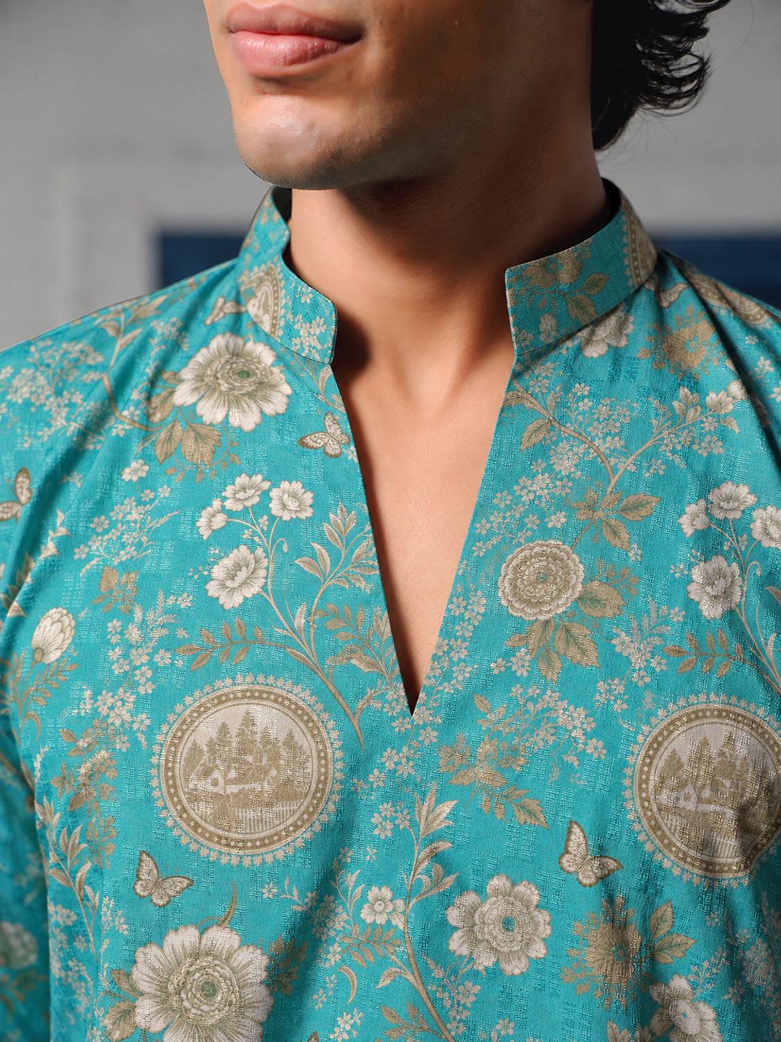 Image of Varbandhan Printed Jacquard Straight Kurta for Men (Multicolor)