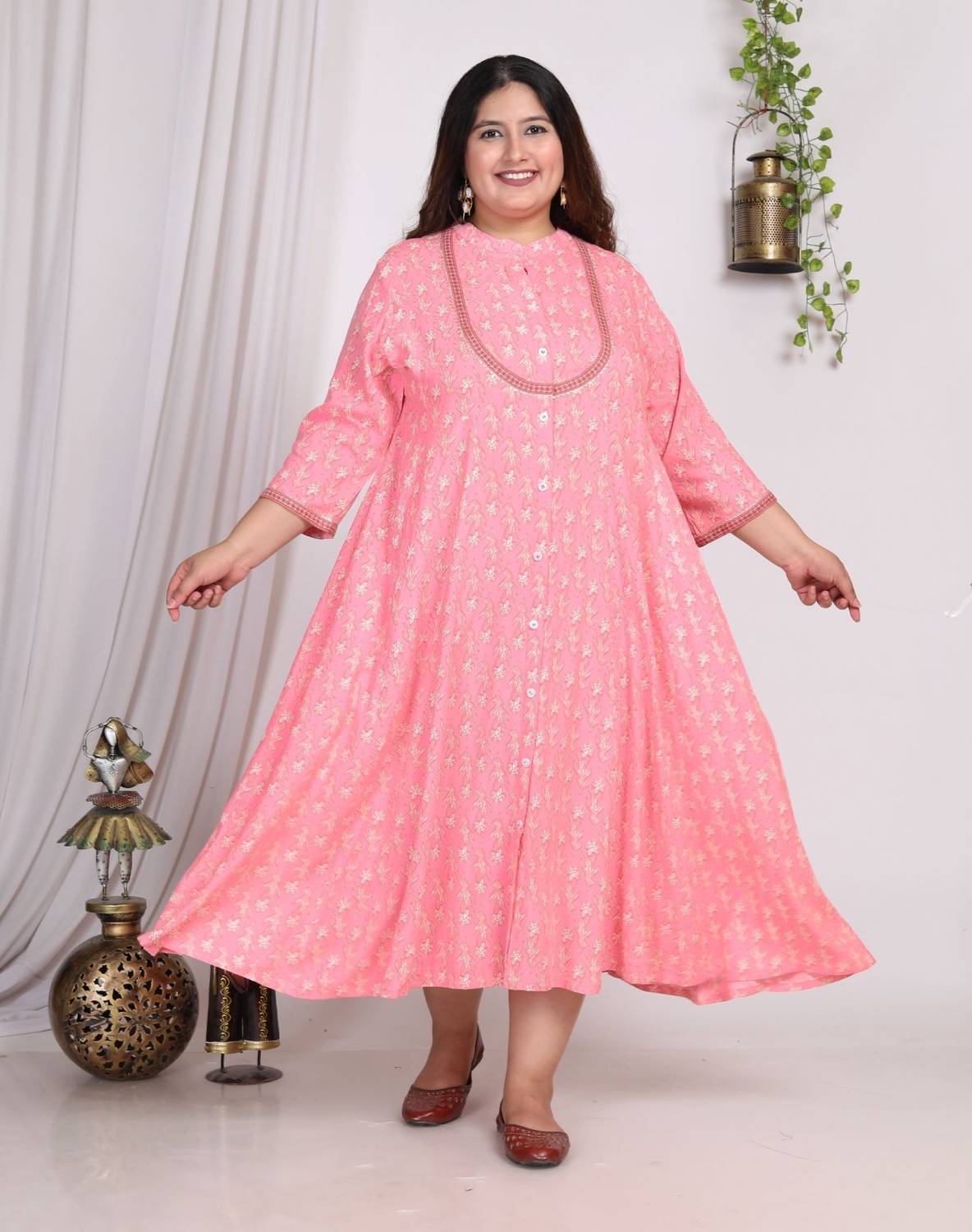Swasti Women Floral Print, Printed Cotton Blend A-line Kurta (Pin