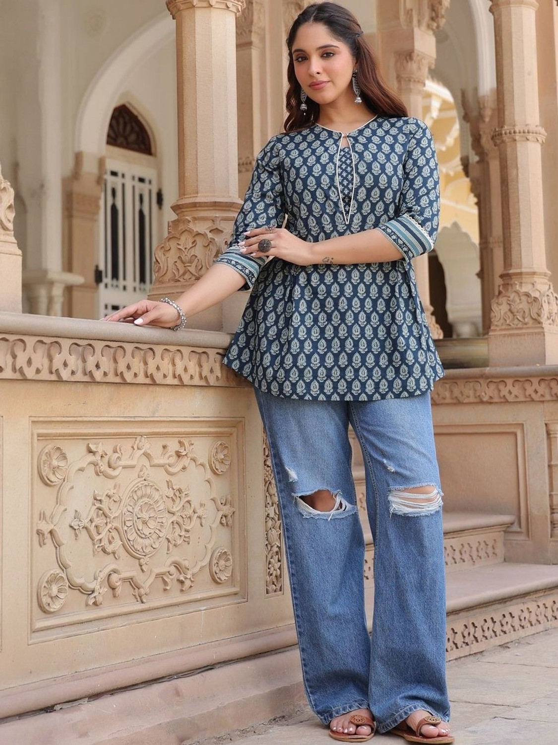 Image of FABRIKART Women Printed, Paisley Straight Kurta