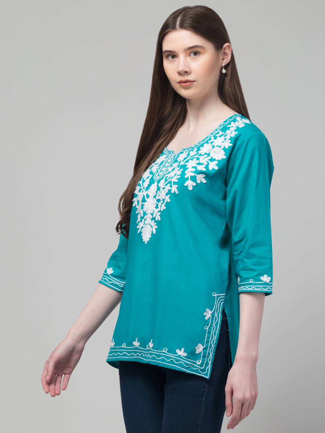 CROWN KING GARMENTS Women Embroidered Pure Cotton Straight Kurta