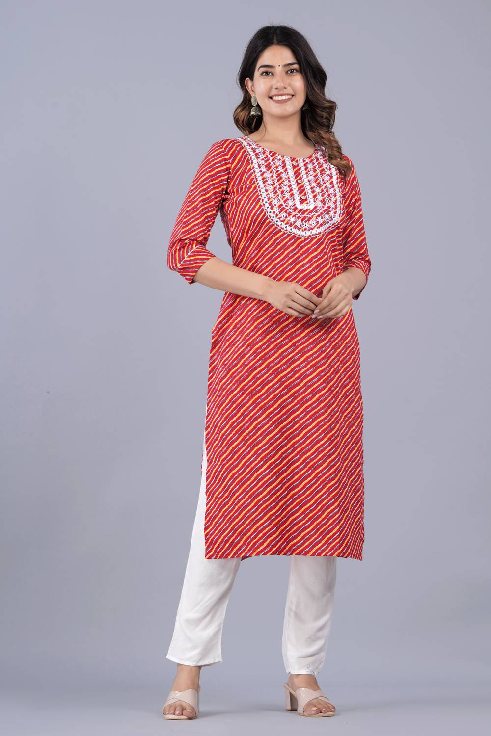 RR SA KURTIS Women Leheriya, Embroidered Cotton Blend Straight Ku