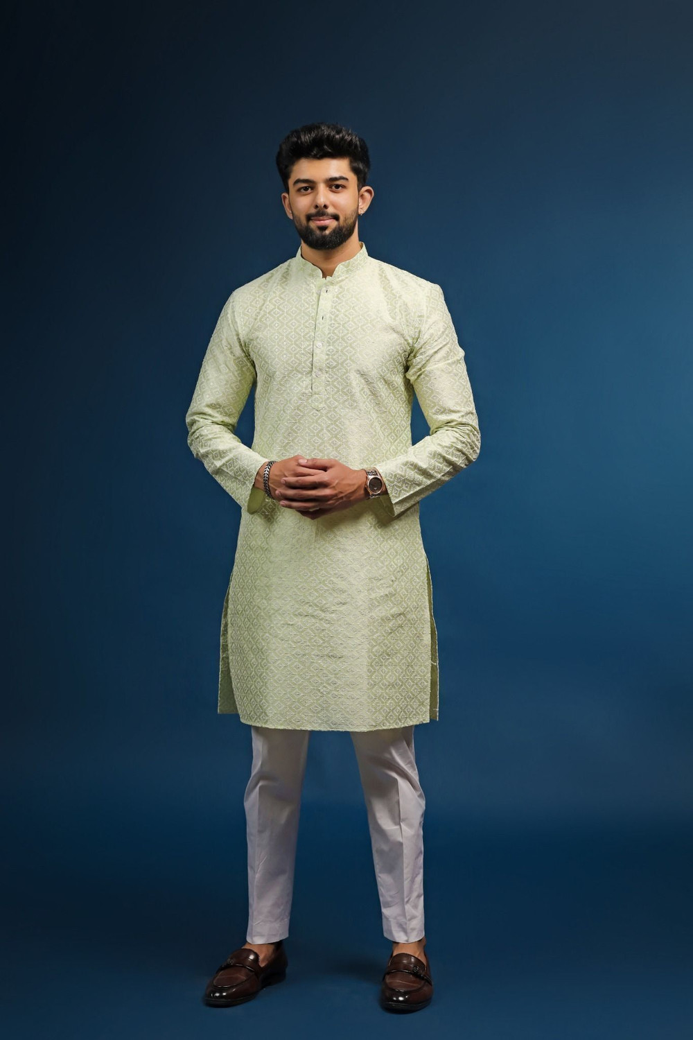 Image of Koshin Men Embroidered Straight Kurta