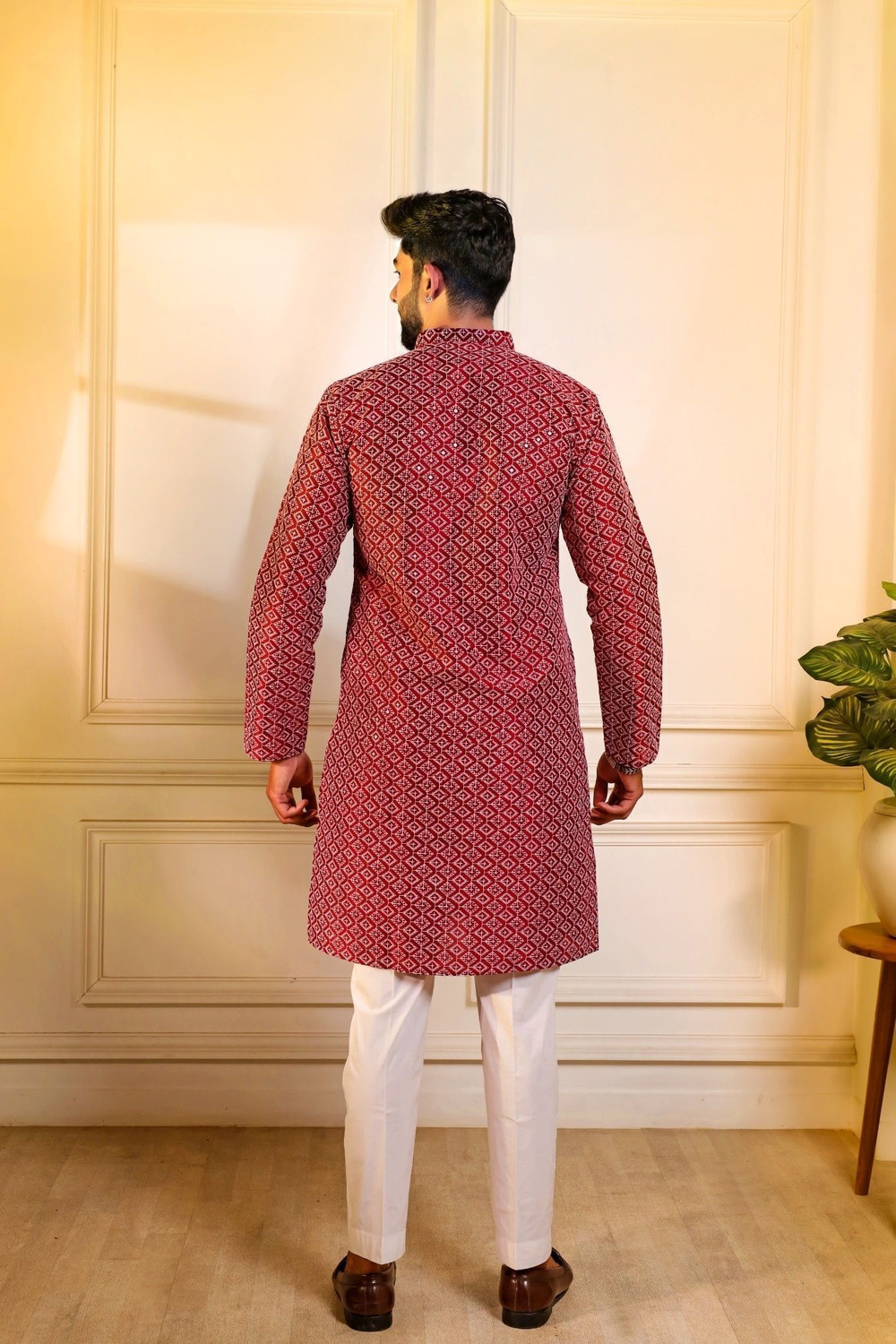 Image of Koshin Men Embroidered Straight Kurta