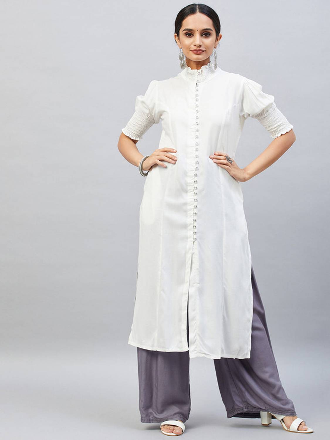 aaheli Women Solid Straight Kurta