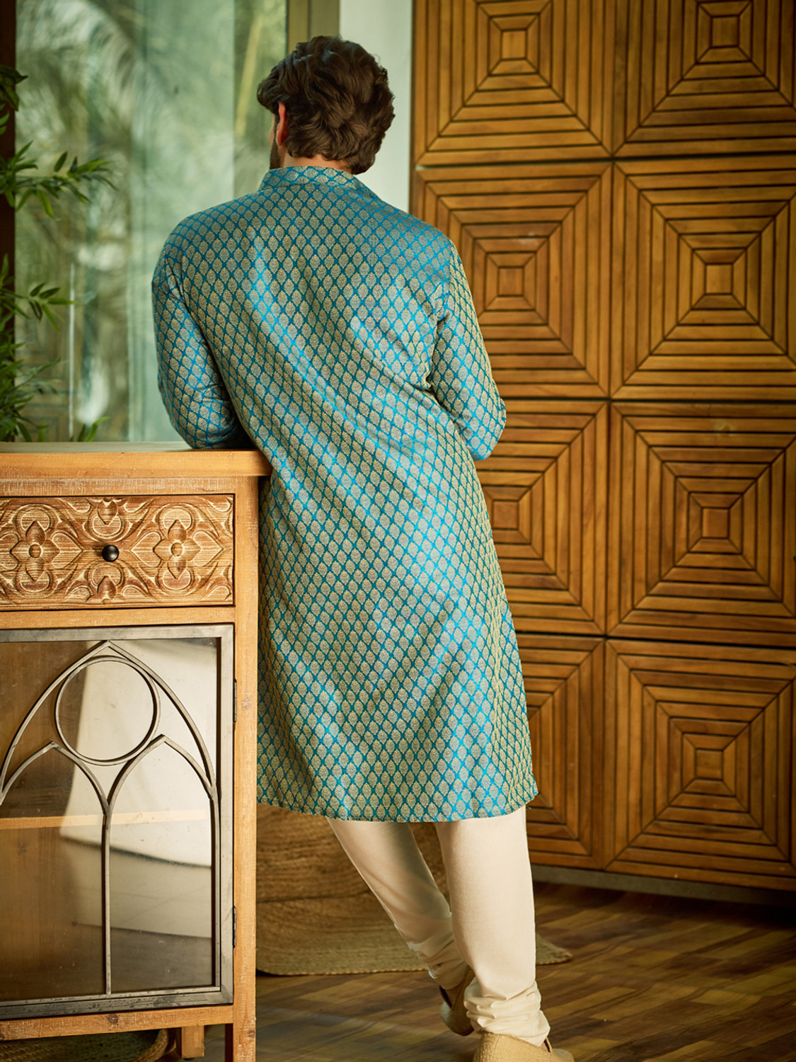 Image of SOJANYA Woven Design Jacquard Straight Kurta for Men (Blue)