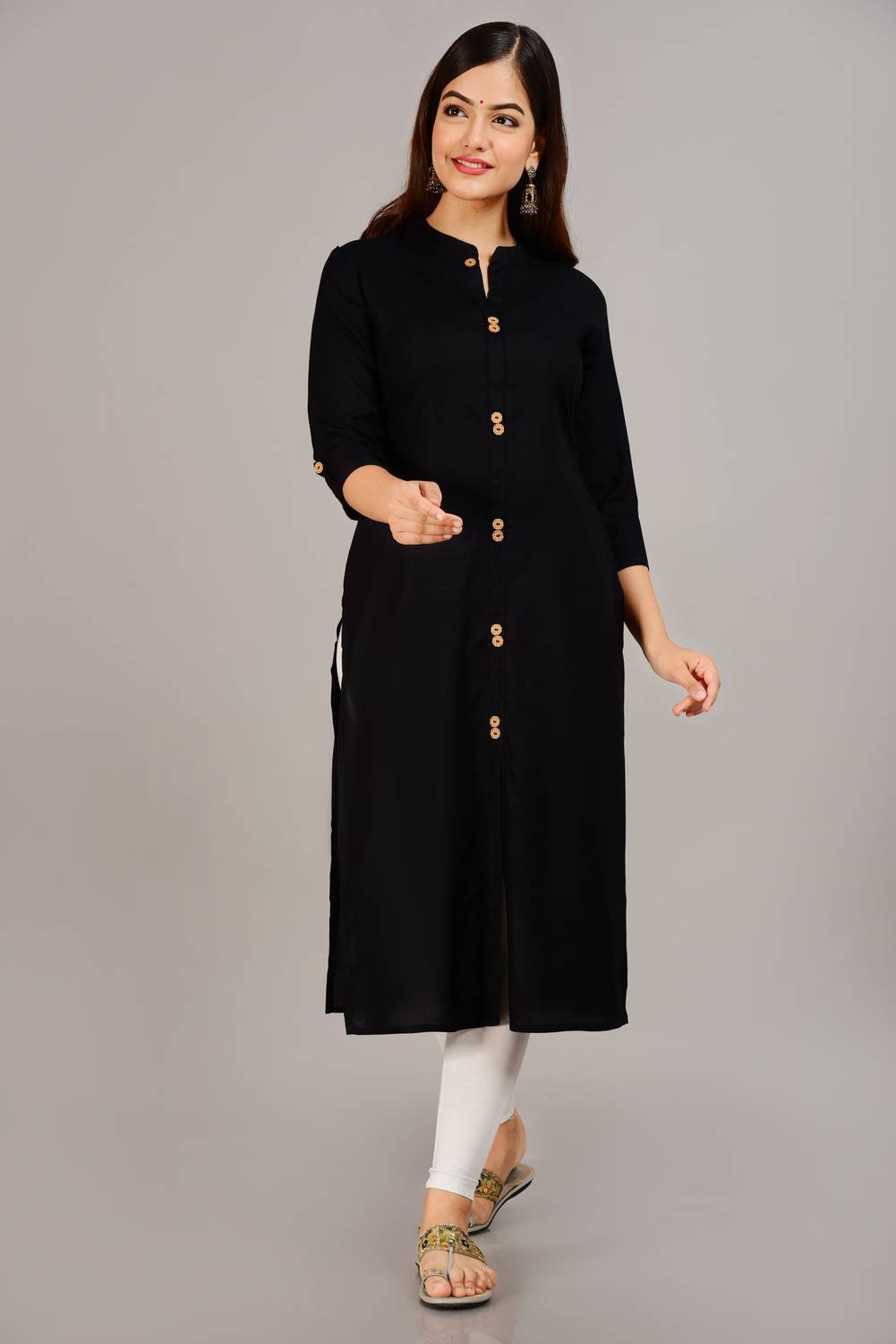 NEW4U Women Solid Viscose Rayon Straight Kurta (Black)