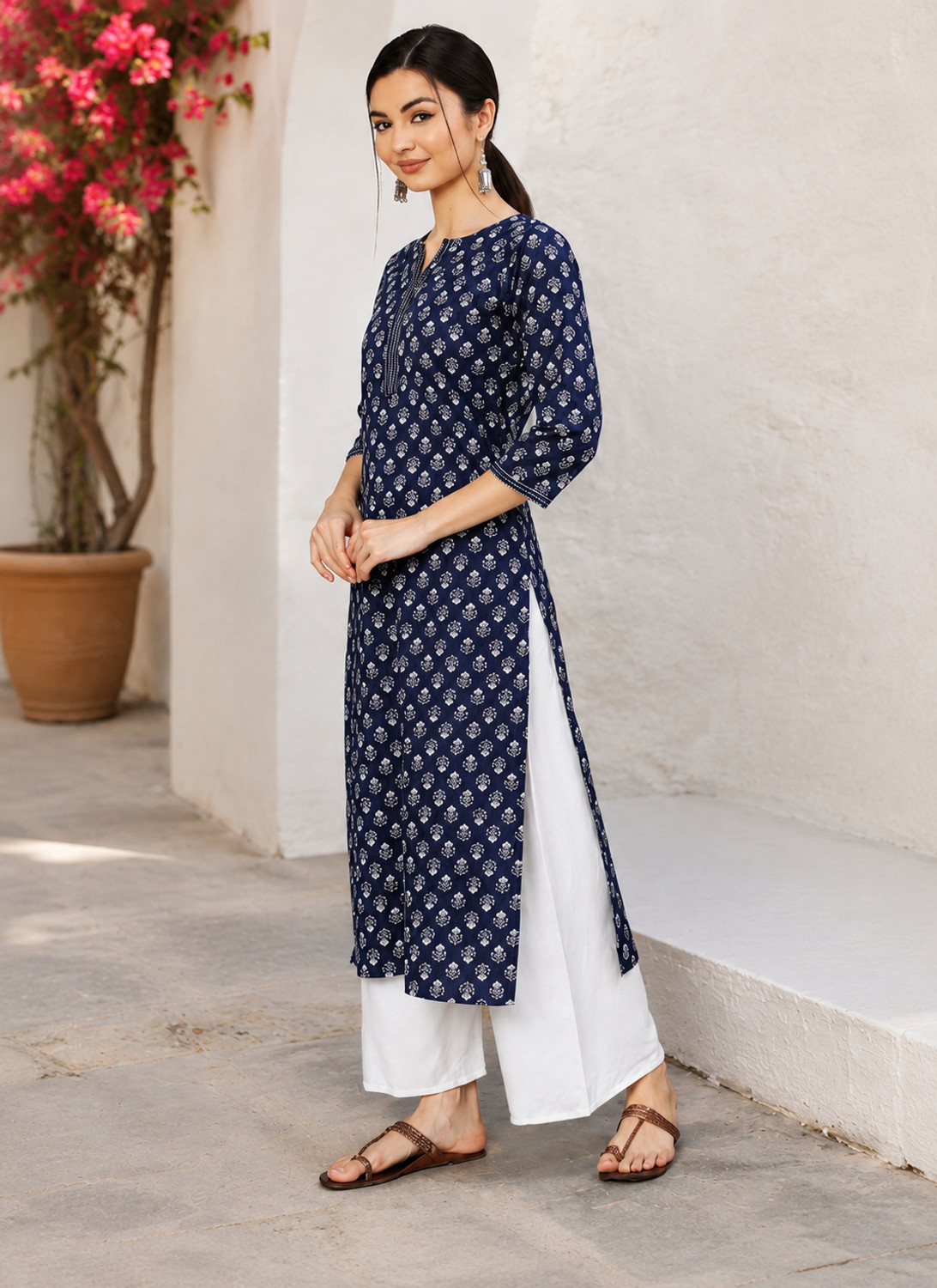 Image of Fyunl Women Printed Straight Kurta