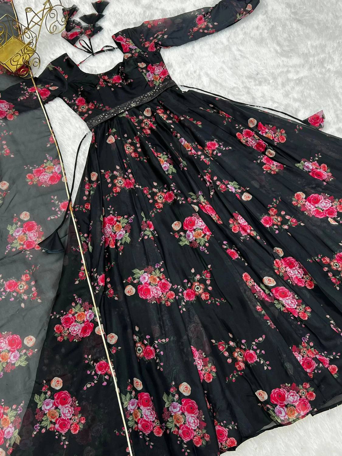 Priniti Women Floral Print Georgette Anarkali Kurta With Attached
