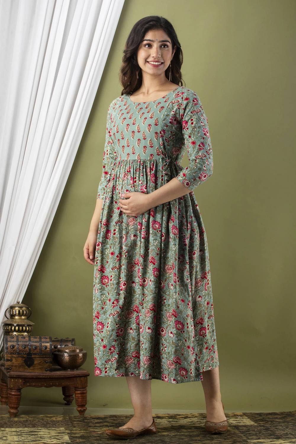 Tulsiram Women Printed Pure Cotton Anarkali Kurta (Green)