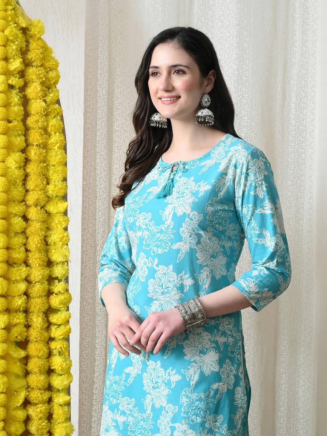 BKApparels Women Printed Straight Kurta