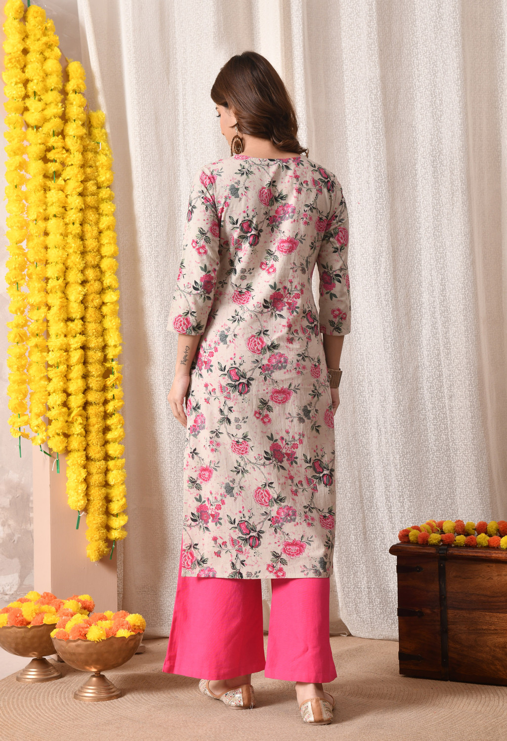 Image of BKApparels Women Embroidered Straight Kurta