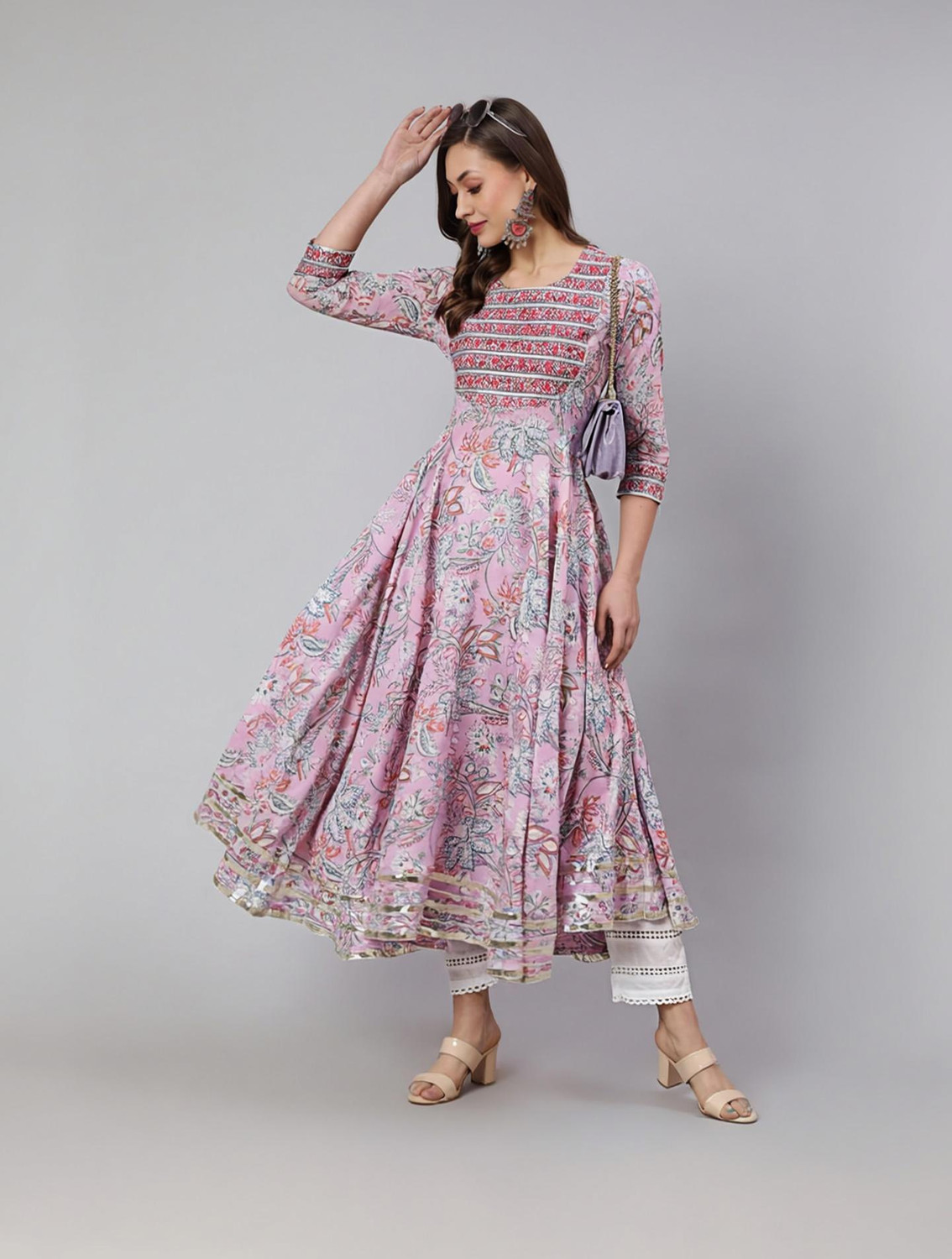 Image of GLAM ROOTS Women Floral Print Flared Kurta