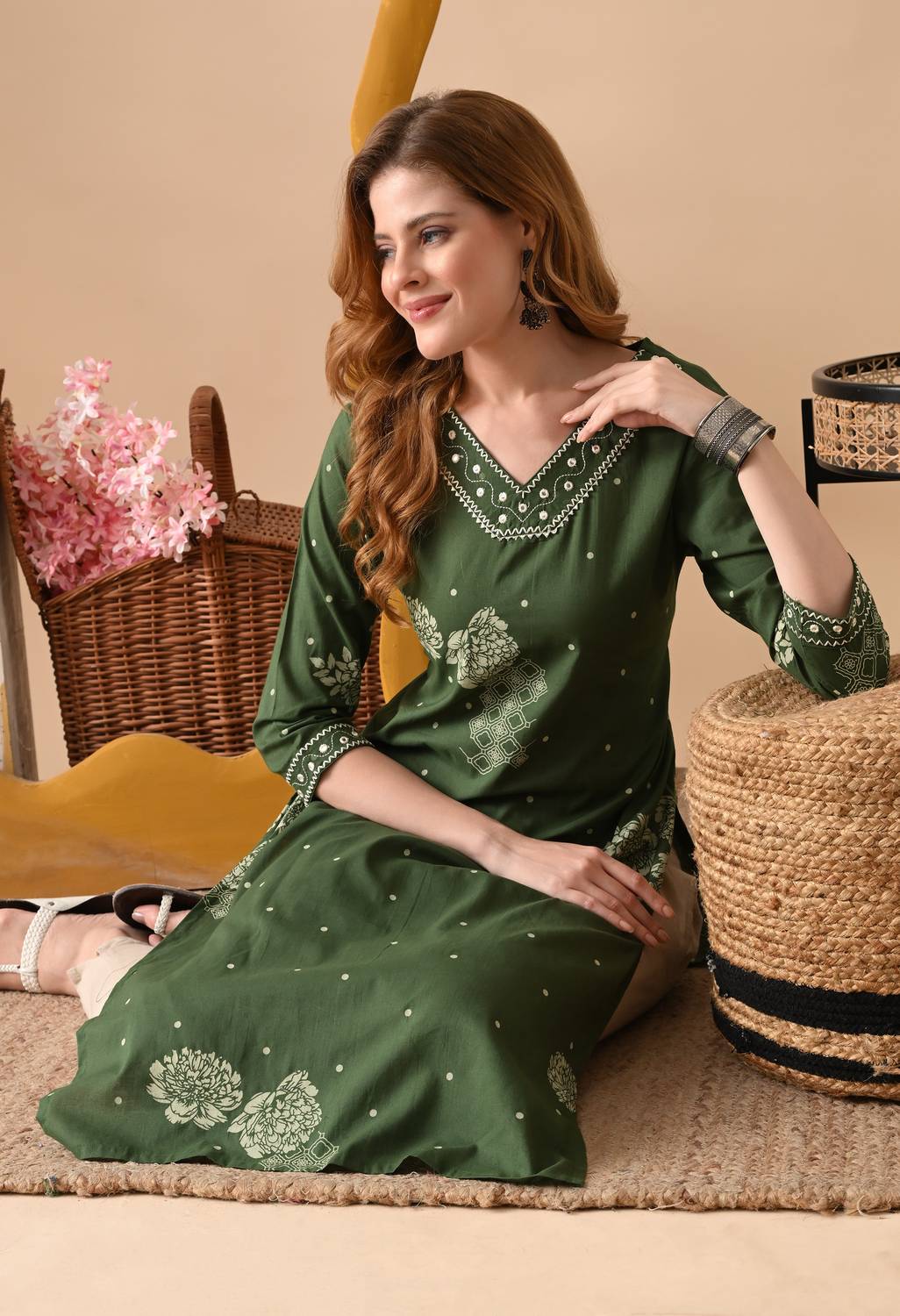 PHYSIL Women Embroidered Floral Print Straight Kurta - Image 5