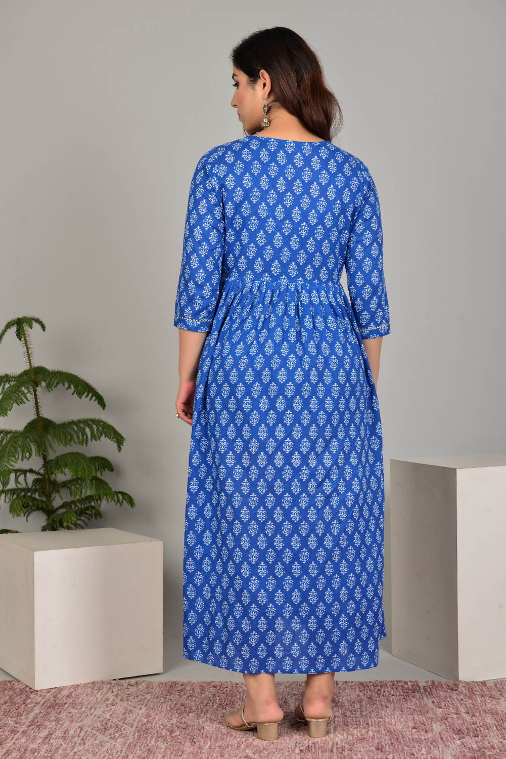 Image of Tulsiram Women Printed Anarkali Kurta
