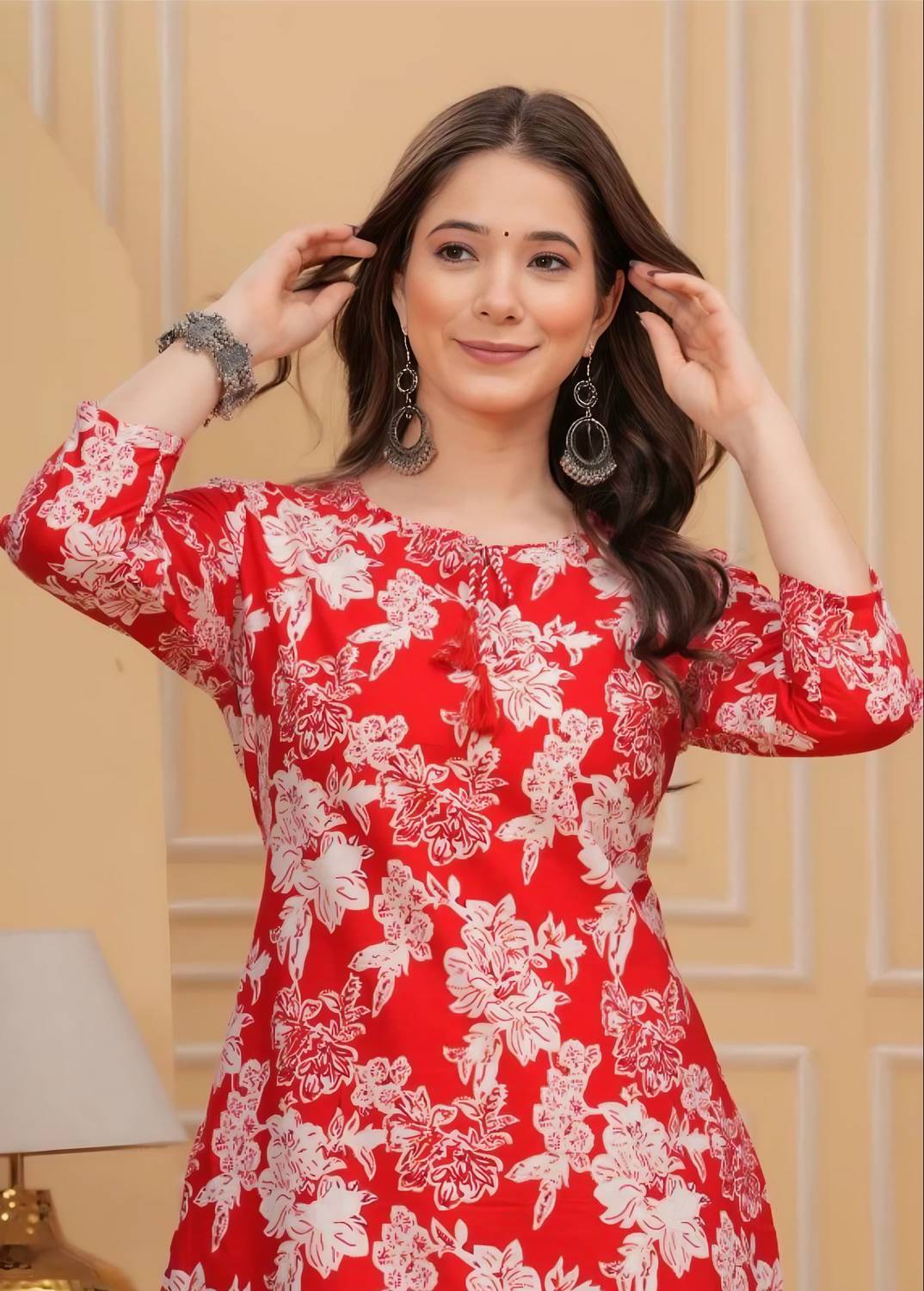 Wawlooks Women Floral Print Cotton Blend Straight Kurta (Red)