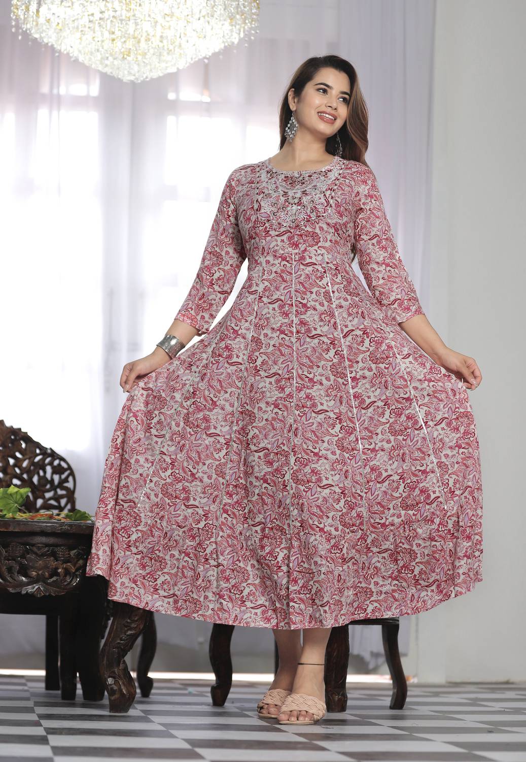 Shri Krishna Saree Center Women Embroidered Viscose Rayon Anarkal