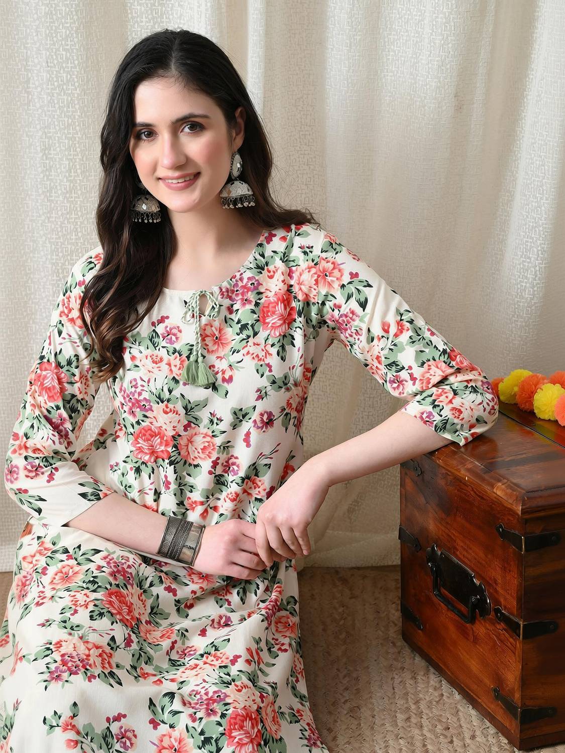 BKApparels Women Printed Straight Kurta