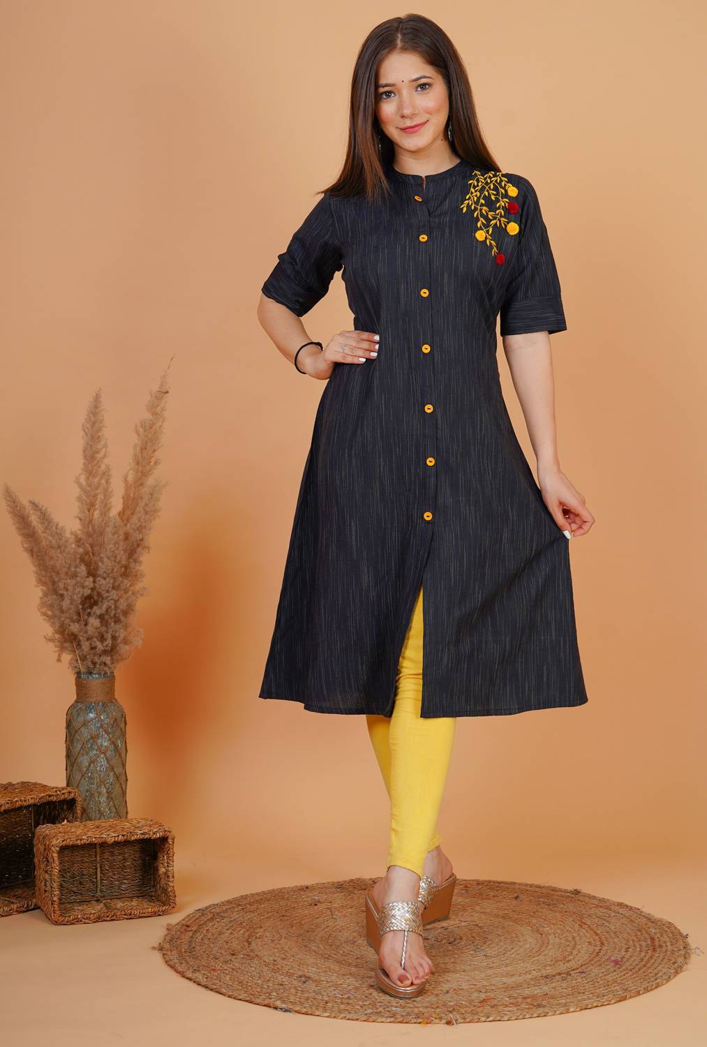 heartloom Women Embroidered Pure Cotton A-line Kurta (Black)