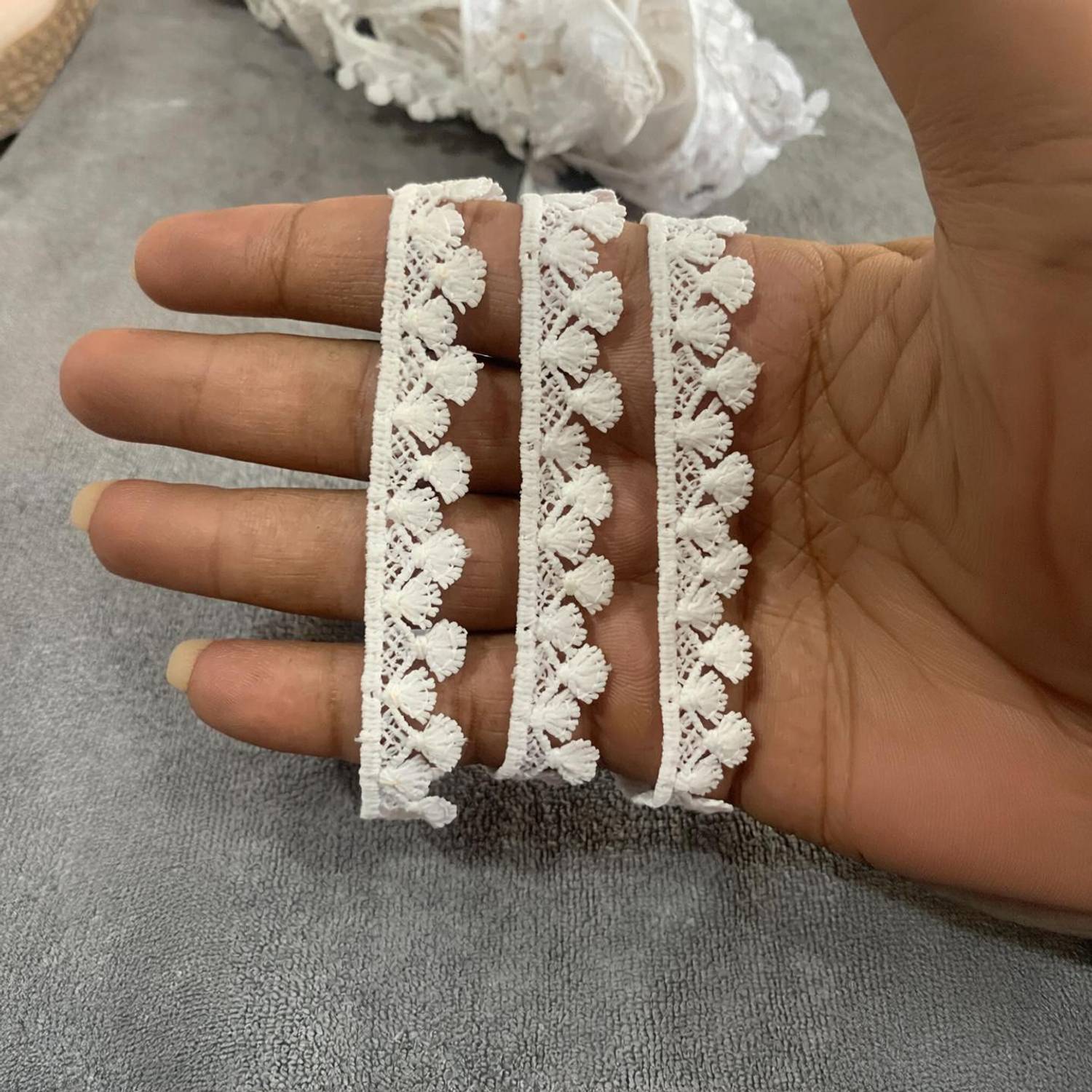 AKSHALI D-45 White Lace Border for Saree,Dress,Kurtis,Dupatta,Craft,Suit (9 Mtr) Lace Reel