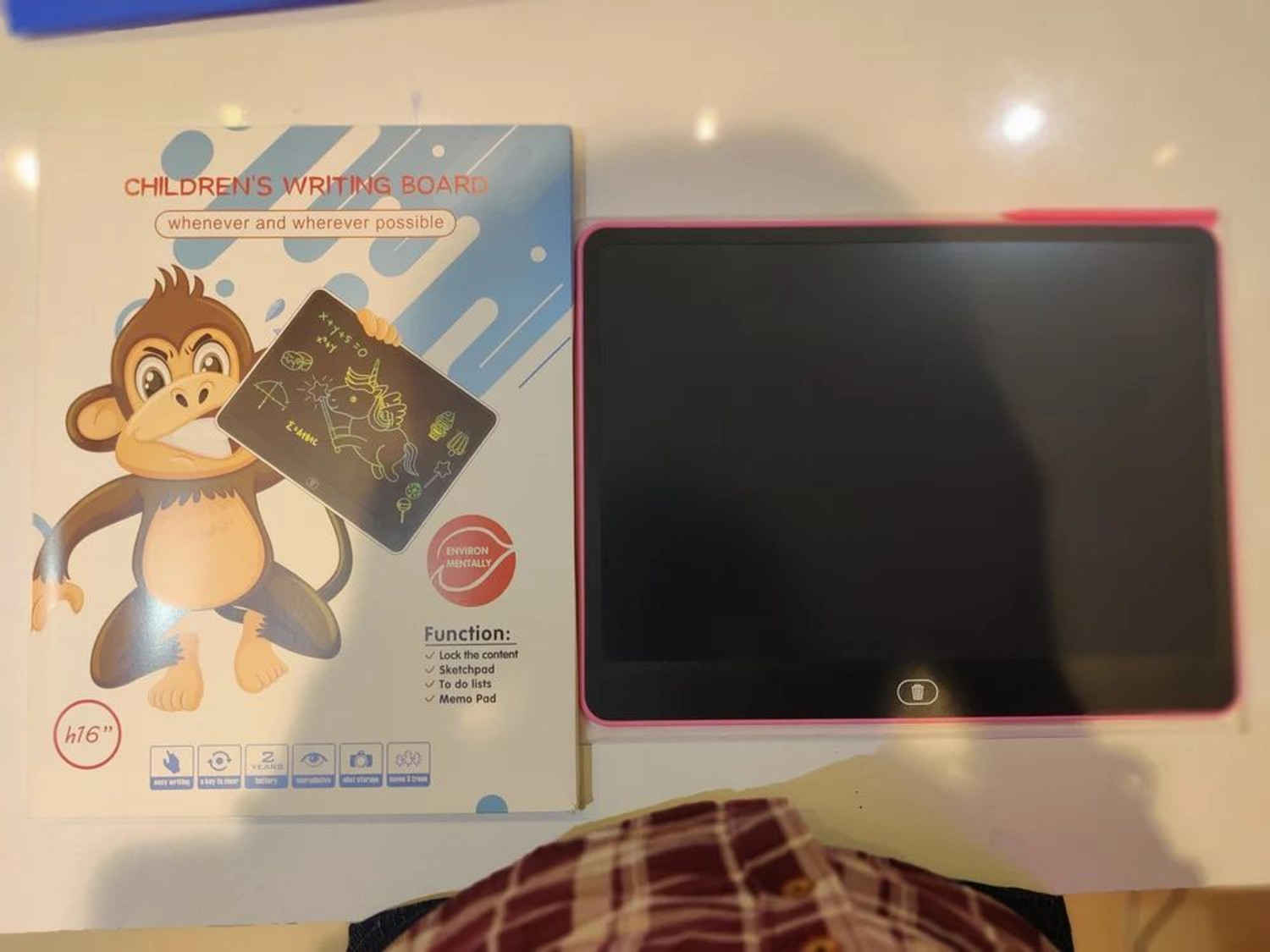 Image of QUINN 16-Inch Rechargeable LCD Writing Tablet for Kids Colorful