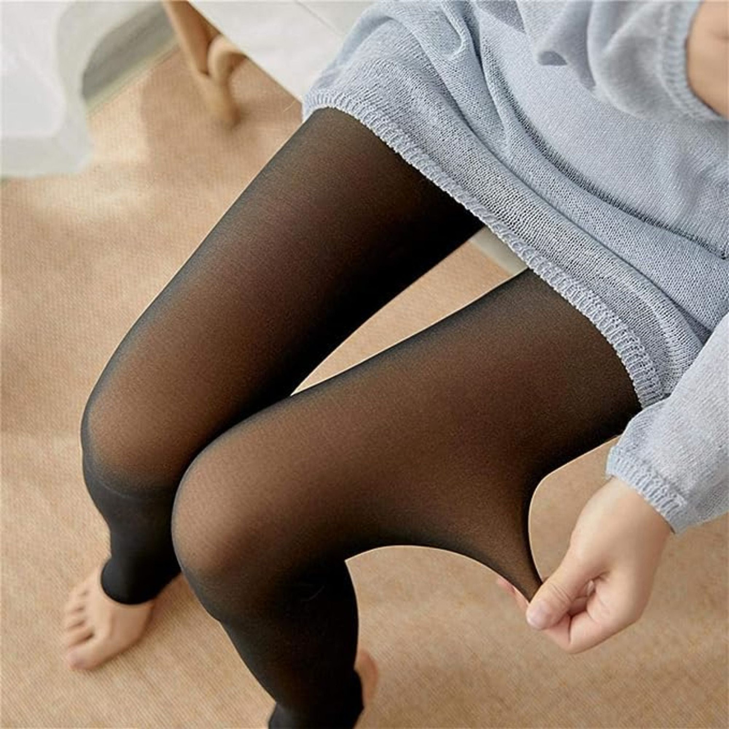 Image of Yuneek Footed Winter Wear Legging (Black, Solid)