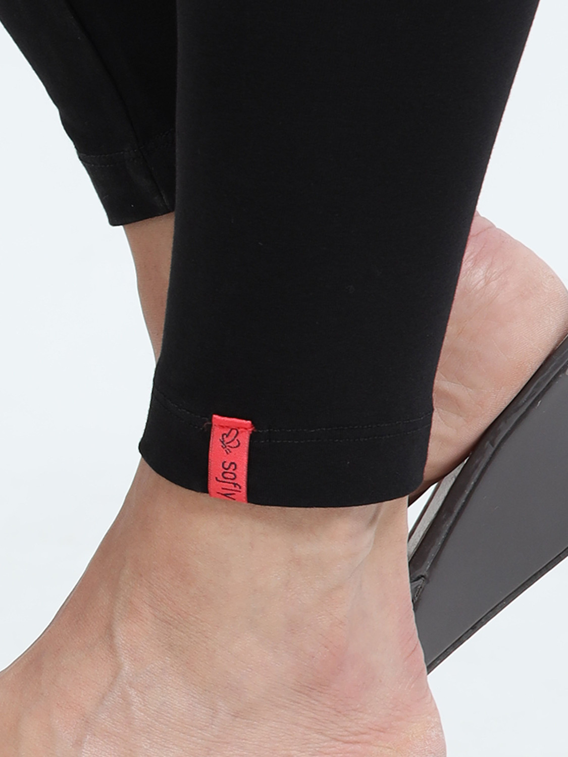 Image of SOFLY Ankle Length Western Wear Legging (Black, Solid)