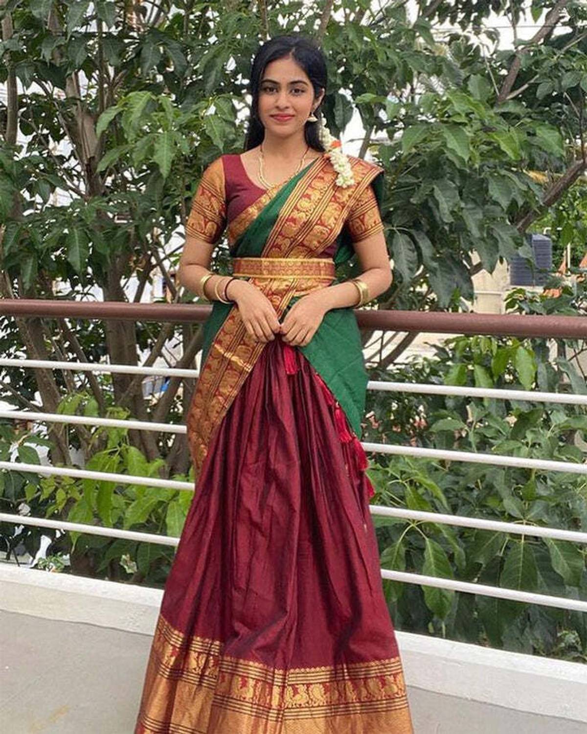 ADESHETHNICWEAR Self Design Semi Stitched Lehenga Choli