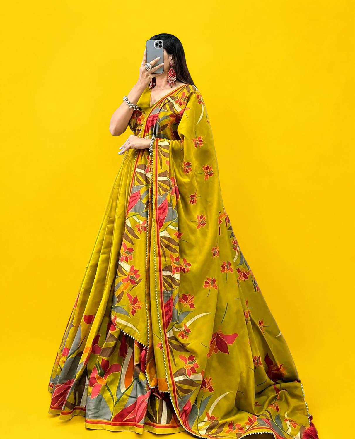 DIVYAAFASHION Yellow Semi Stitched Lehenga & Crop Top - Image 1