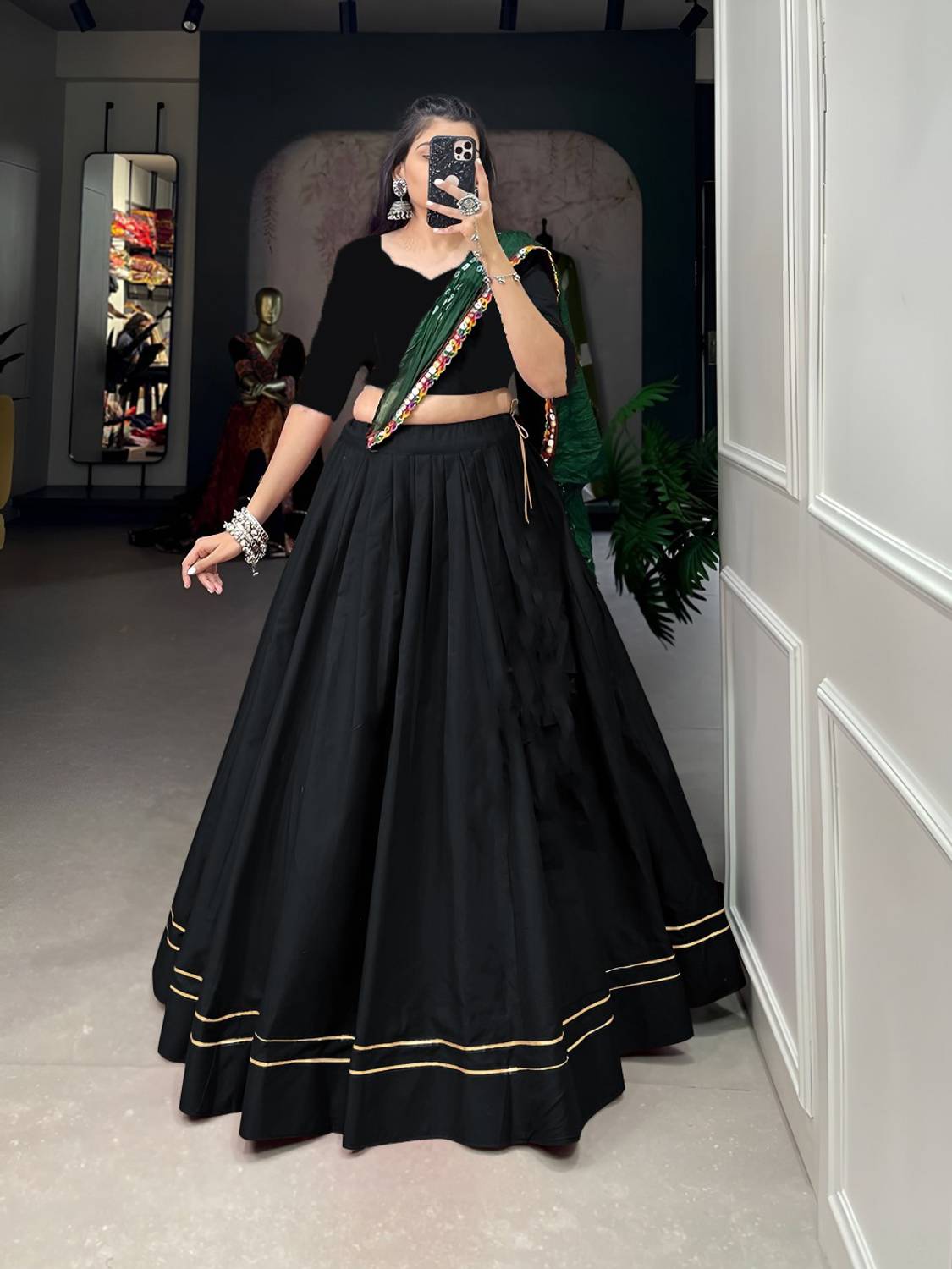 AAYUSHYAM ENTERPRISE Solid Semi Stitched Lehenga Choli