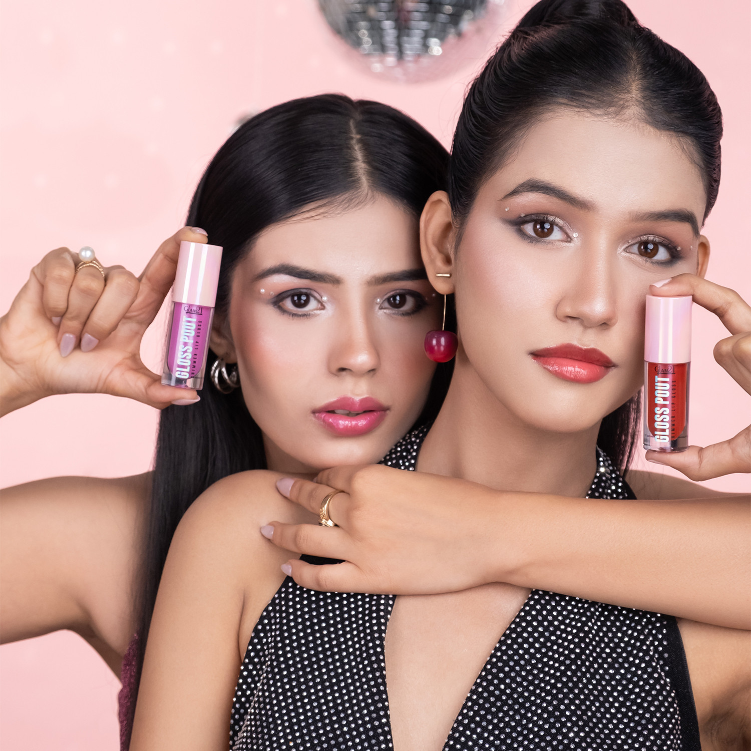 Image of Glam21 Gloss Pout Shimmer Lip Gloss Non-sticky High Glossy Shine Soft & Hydrating Lips