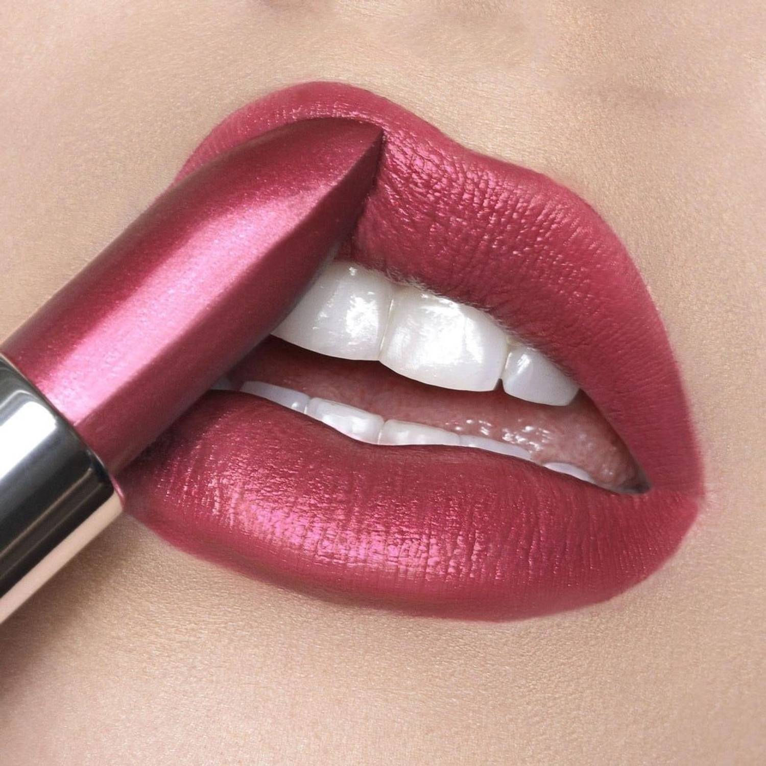 AFARAXIA Shimmer Lipstick Long Lasting for Women with Metallic 3D Shine Hydrating Formula Lip Stain