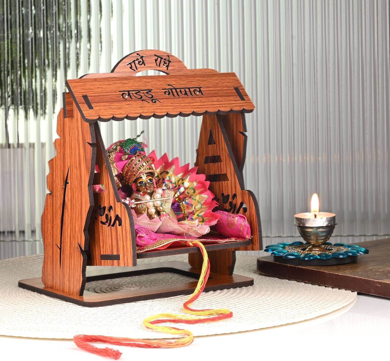 AFAST Laddu Gopal, Home Altars, Temple Shrines, Devotional Ceremonies, Gift Devotees Wood 22 cm x 14 cm Jhula