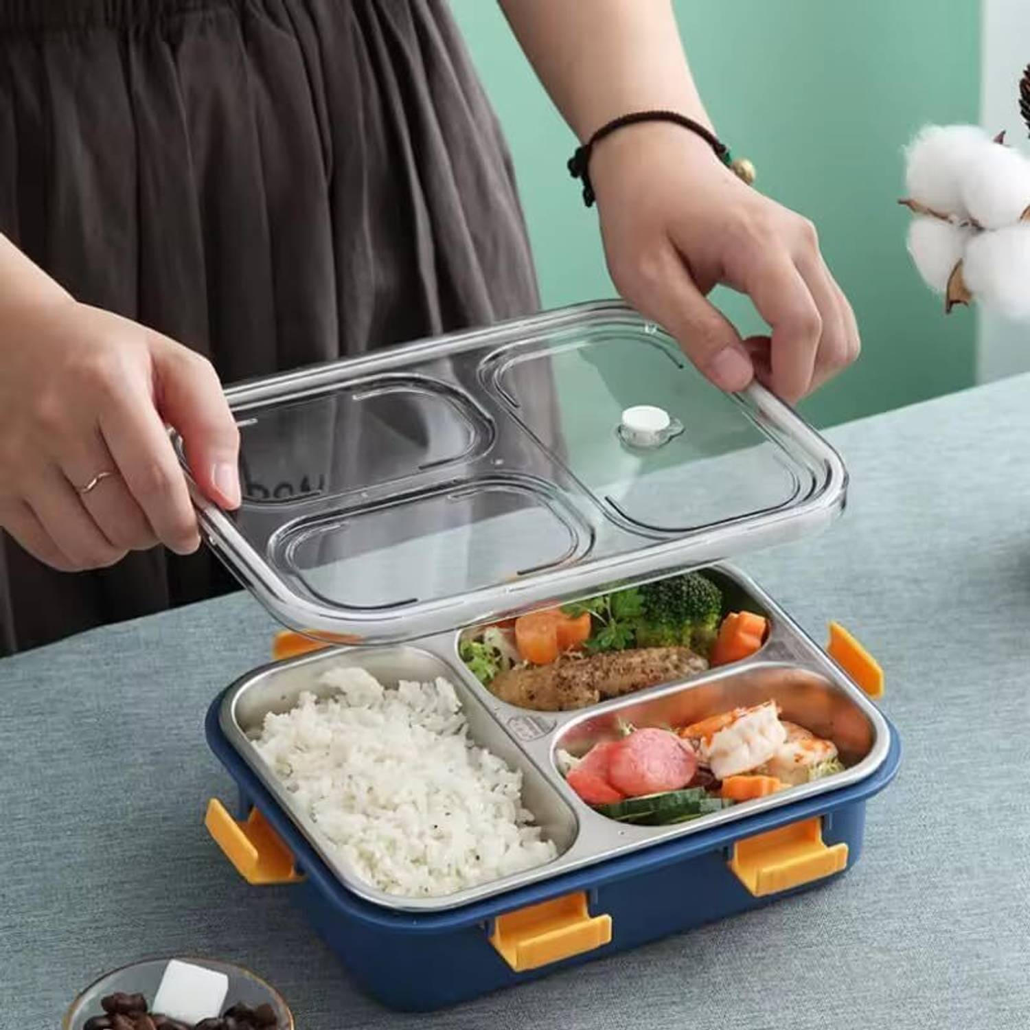 HKC 3 Containers Leak Proof Lunch Box - Image 5
