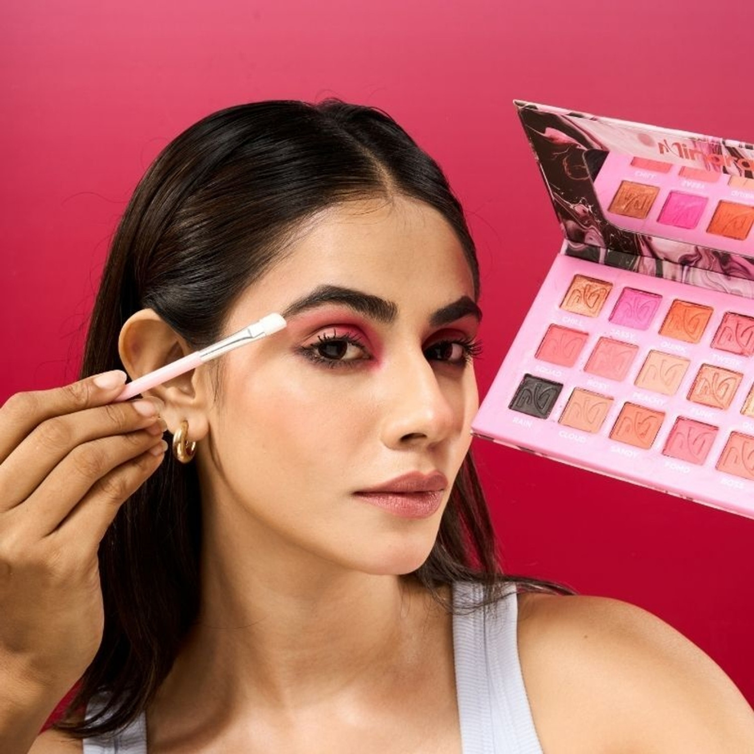 Image of MINARA All in one Makeup Kit 18 color Eyeshadow (Rose) with 5 Makeup Brushes (Green)