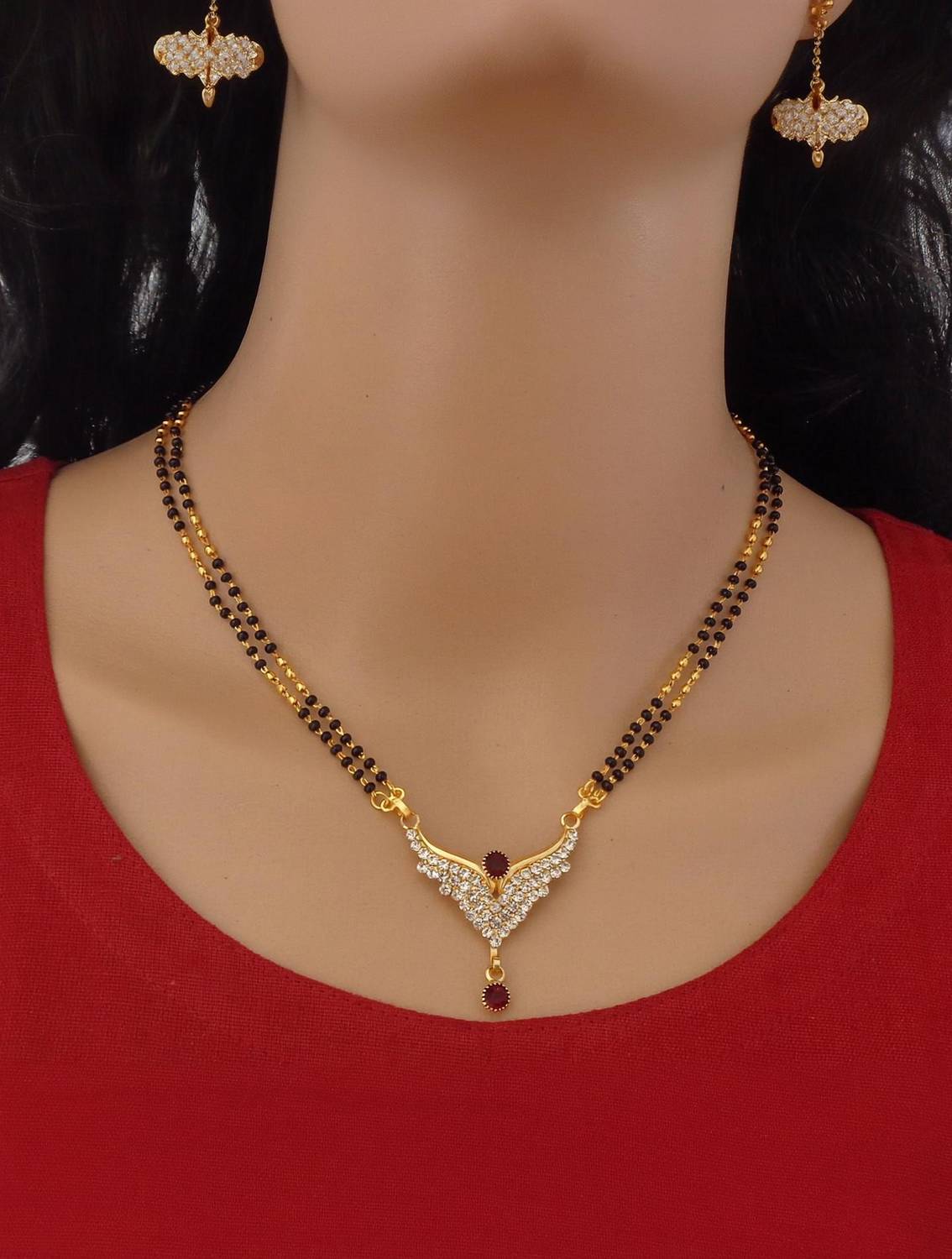 Dency Brass Gold-plated Jewellery Set Pack of 1 - Image 1