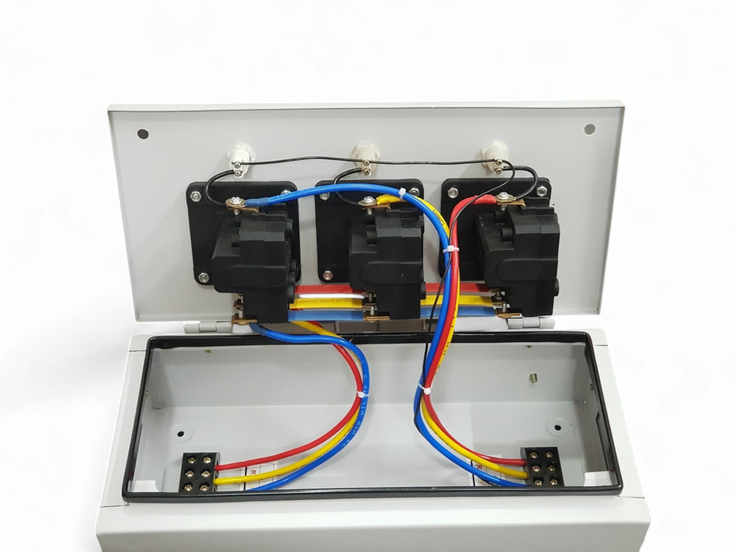 Image of VENSTAK 63 AMP PHASE SELECTOR TPN 1 POLE 3 WAY ROTARY SWITCH DULY WIRED Metal Electrical Box