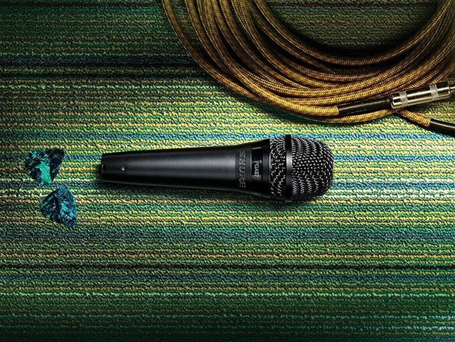 Image of Shure SNARE /GUITAR AMP MIC W /15FT XLR CABLE (PGA57-XLR) Microphone