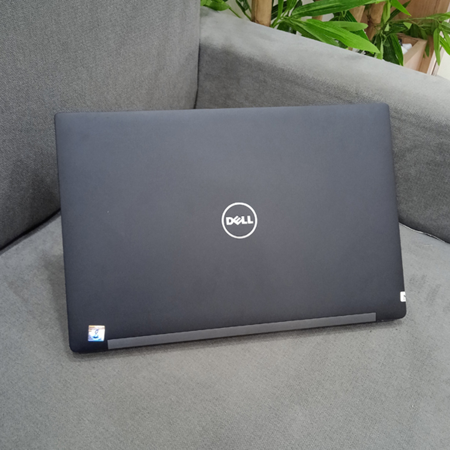 Image of DELL Latitude Refurbished 7480 Core i5 /6th 6600U Gen 14″ Win 11 - Windows 11 Pro, Intel Quad ( Core i5-6th Generation) Processor Type, 6500TE, 530 MB Graphics Card, 8 GB DDR-4 RAM | 2600 MHz, 256 GB SSD M.2. Mini PC