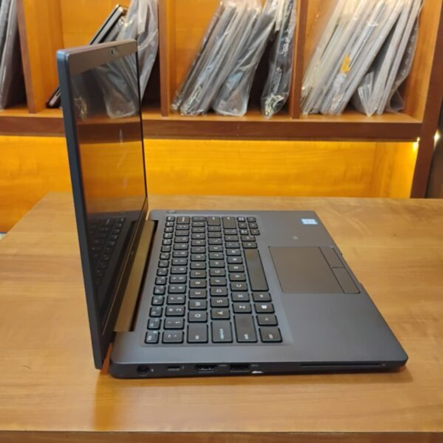 Image of DELL Renewed Latitude 5400 Windows 11 Pro - Windows 11 Pro, Intel Quad ( Core i5-8th Generation) Processor Type, 8500TE, 530 MB Graphics Card, 8 GB DDR-4 RAM | 2600 MHz, 256 GB SSD M.2 Mini PC