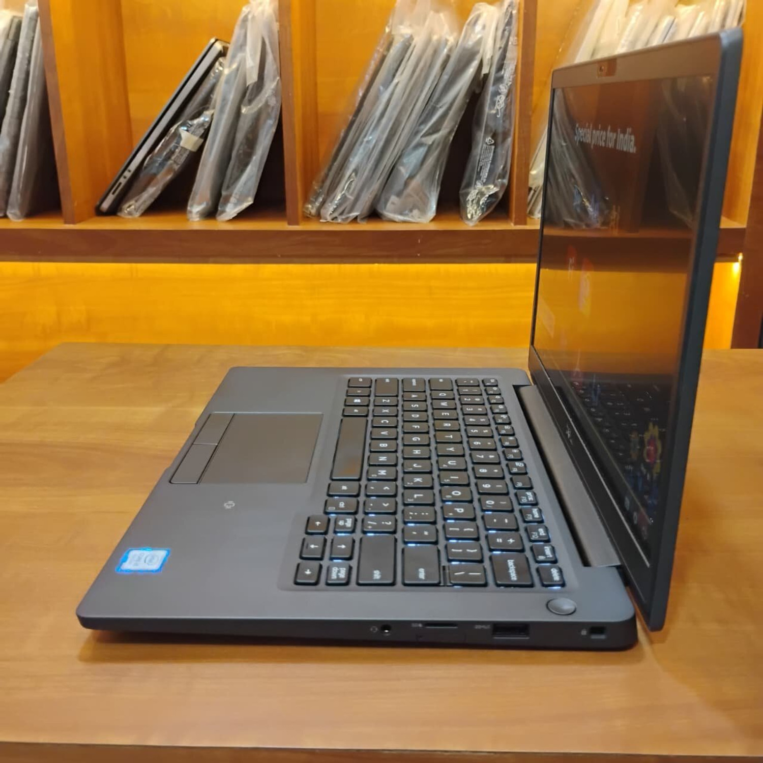 Image of DELL Renewed Latitude 5400 Windows 11 Pro - Windows 11 Pro, Intel Quad ( Core i5-8th Generation) Processor Type, 8500TE, 530 MB Graphics Card, 8 GB DDR-4 RAM | 2600 MHz, 256 GB SSD M.2 Mini PC
