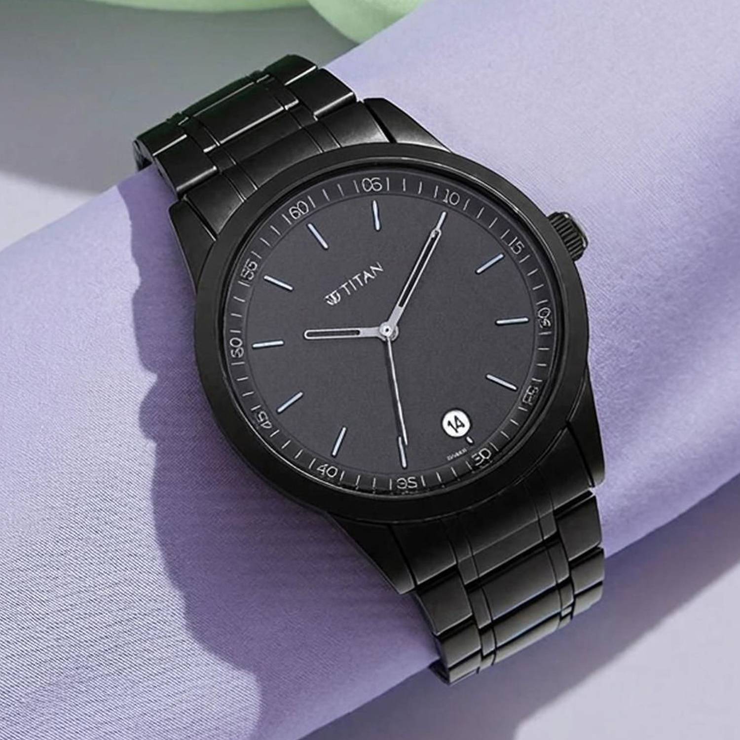 Titan Minimals Black Dial Black MetalStrap Analog Watch - Image 1