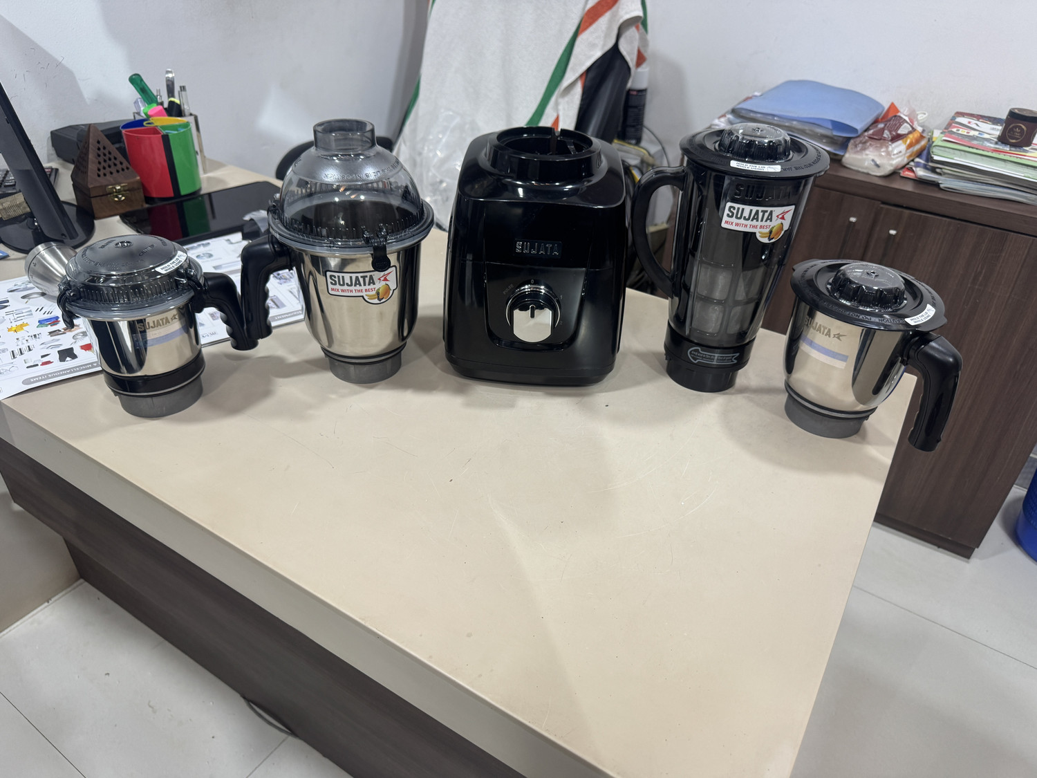 Image of SUJATA MG-03 1000 W Juicer Mixer Grinder