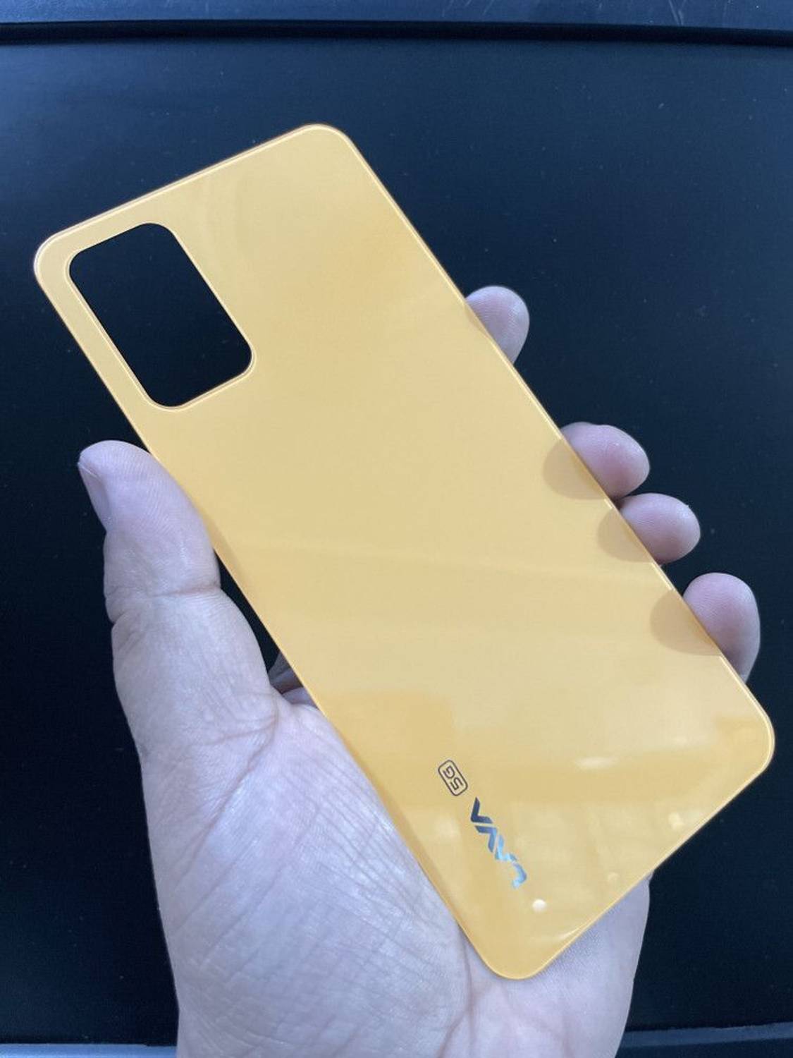 SPAREWARE Lava Lava Blaze 5G : Gold Back Panel
