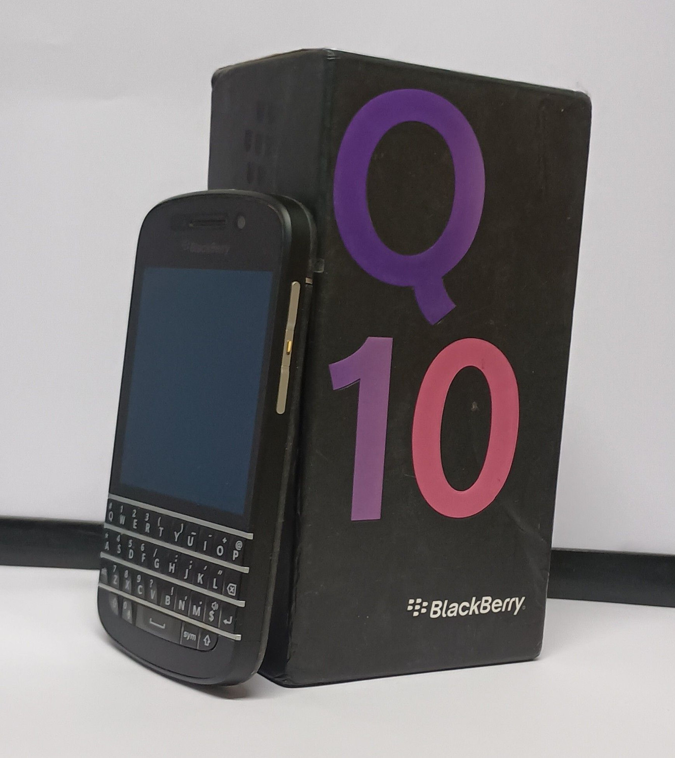 Image of BlackBerry Q 10 (Black, 16 GB)