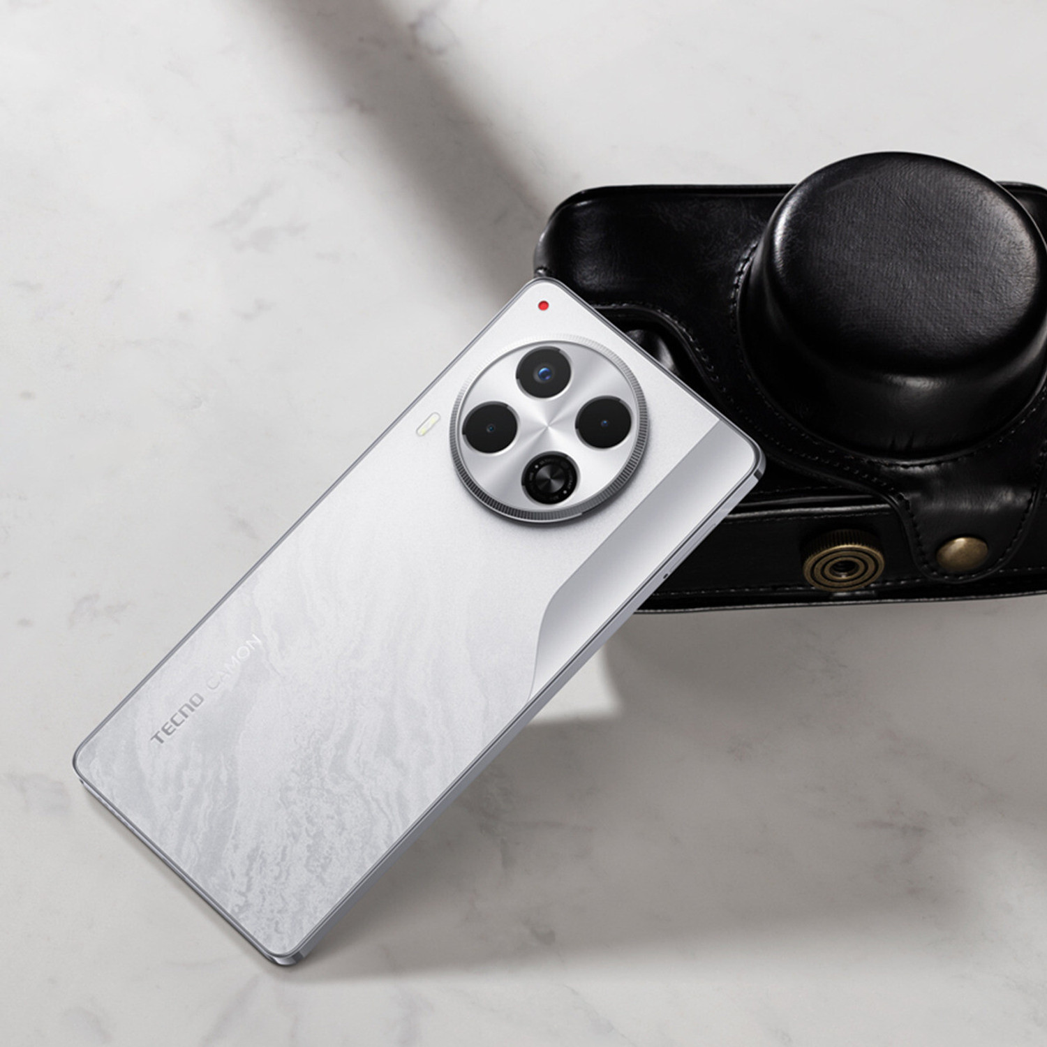 Image of Tecno Camon 30 5G (Uyuni Salt White, 256 GB)