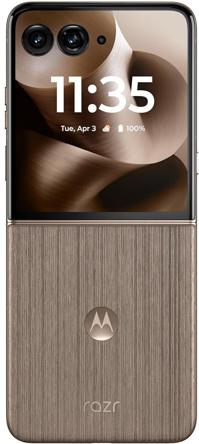 Image of MOTOROLA Razr 60 Ultra (Pantone Mountain Trail, 512 GB)