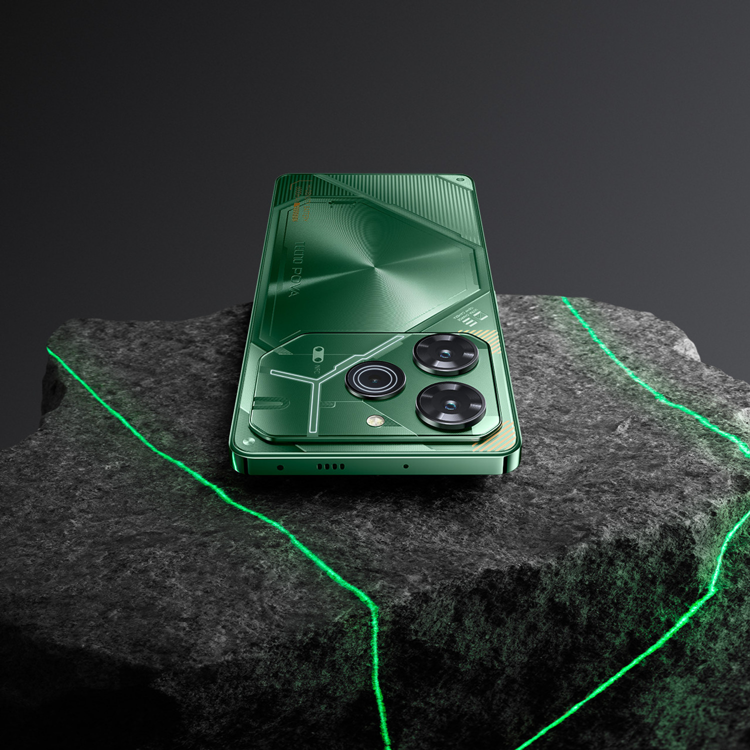 Image of Tecno Pova 6 Pro 5G (Comet Green, 256 GB)
