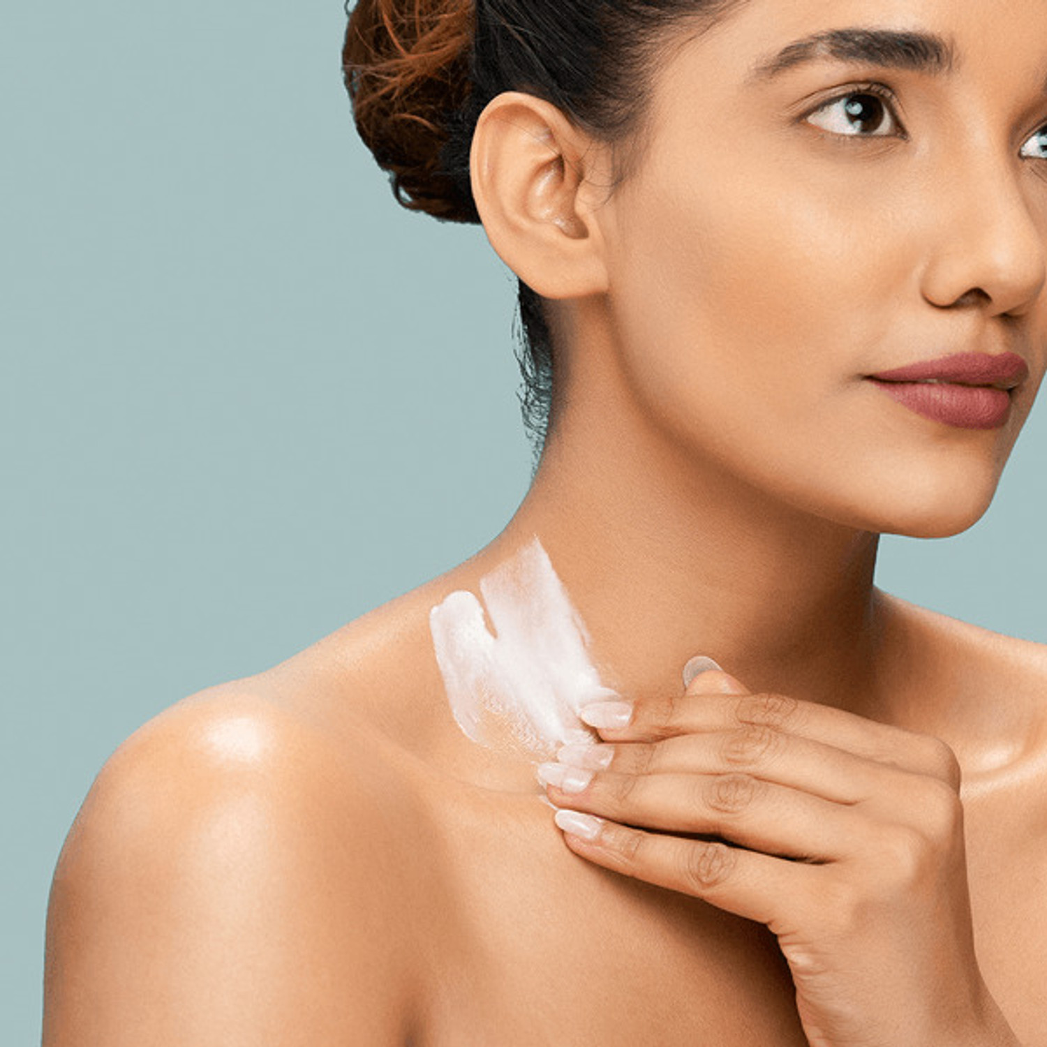 Image of LOTUS HERBALS SAFESUN ANTI -TAN BODY LOTION