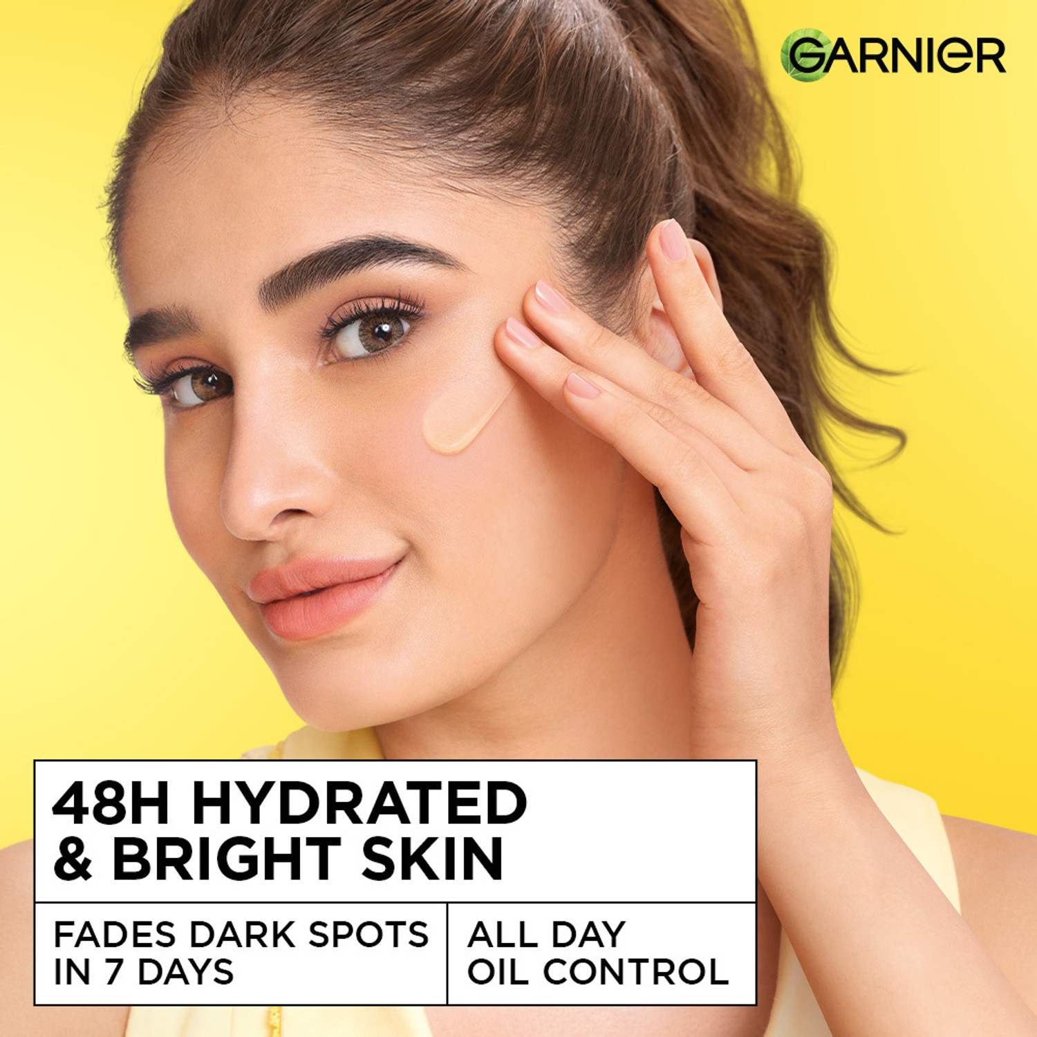 Image of GARNIER Fresh & Bright Vitamin C Sorbet Moisturizer Cream For Hydrated & Bright Skin